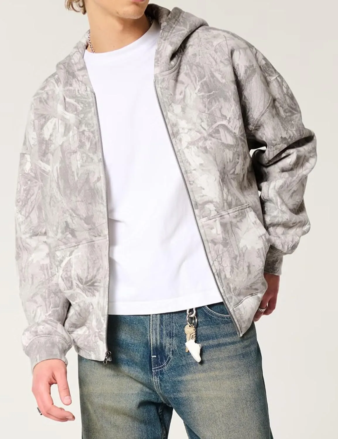 Camo Zip Up Hoodie for Women Men Oversized Maple Leaf Print Fleece Jacket Camouflage Long Sleeve Hooded Sweatshirt
