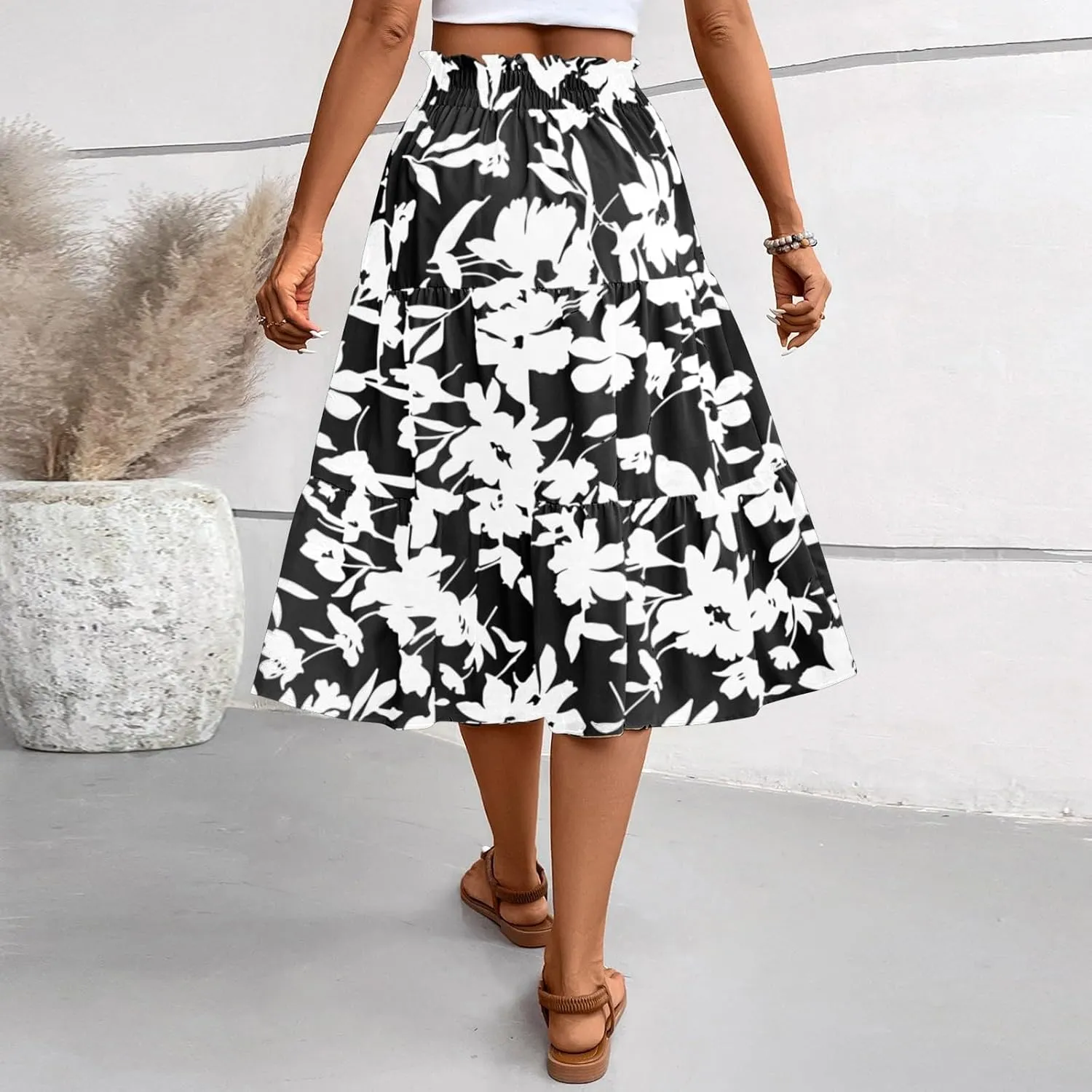 Maxi Skirts for Women 2025 Summer Ruffle Elastic High Waist Tiered Skirt Vacation A-Line Flowy Swing Long Skirts