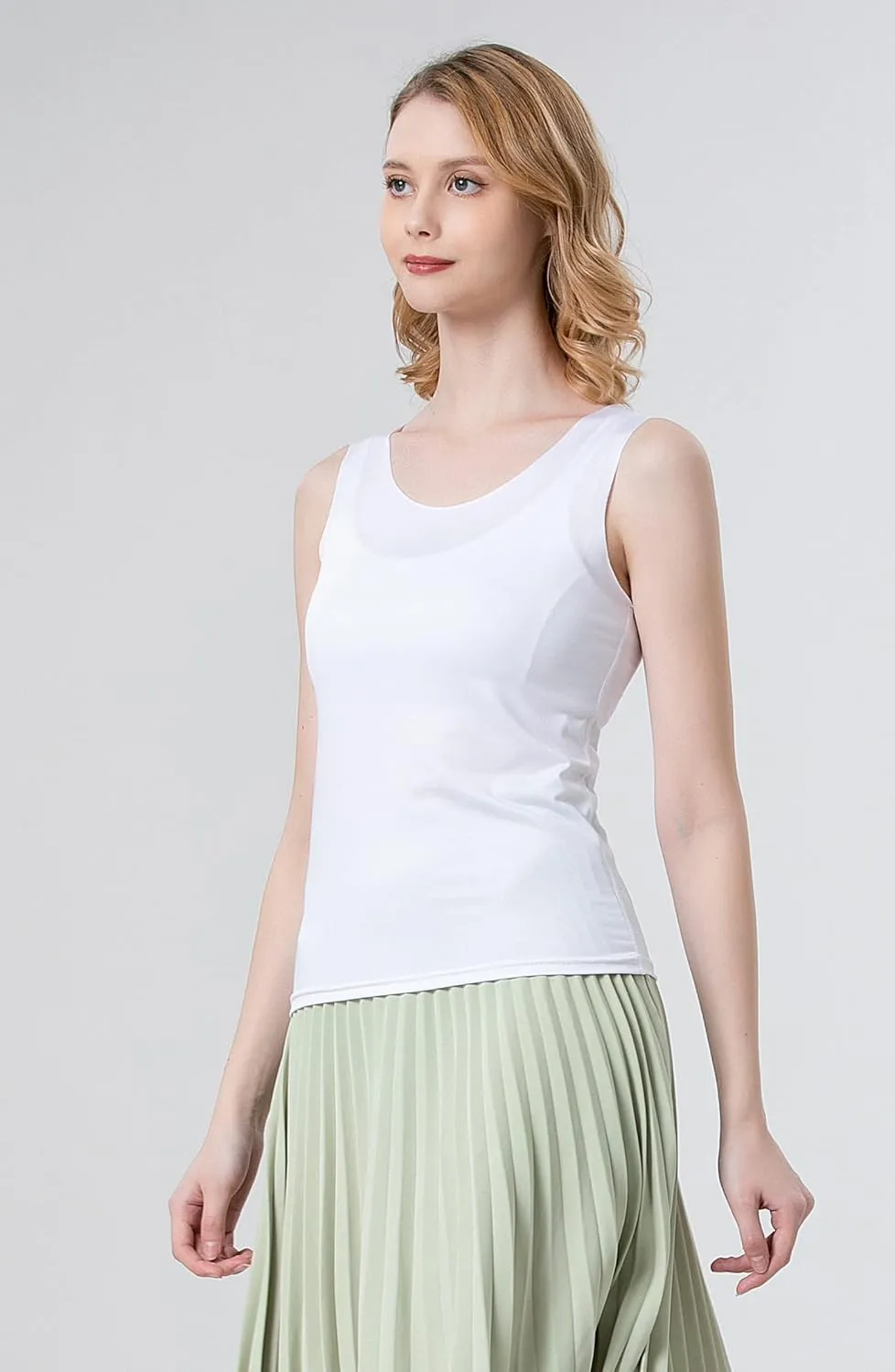 Womens Supersoft Camisole Stretch Casual Tank TopsNon-Marking Breathable Undershirts Singlet Slim Fit 3-Pack.