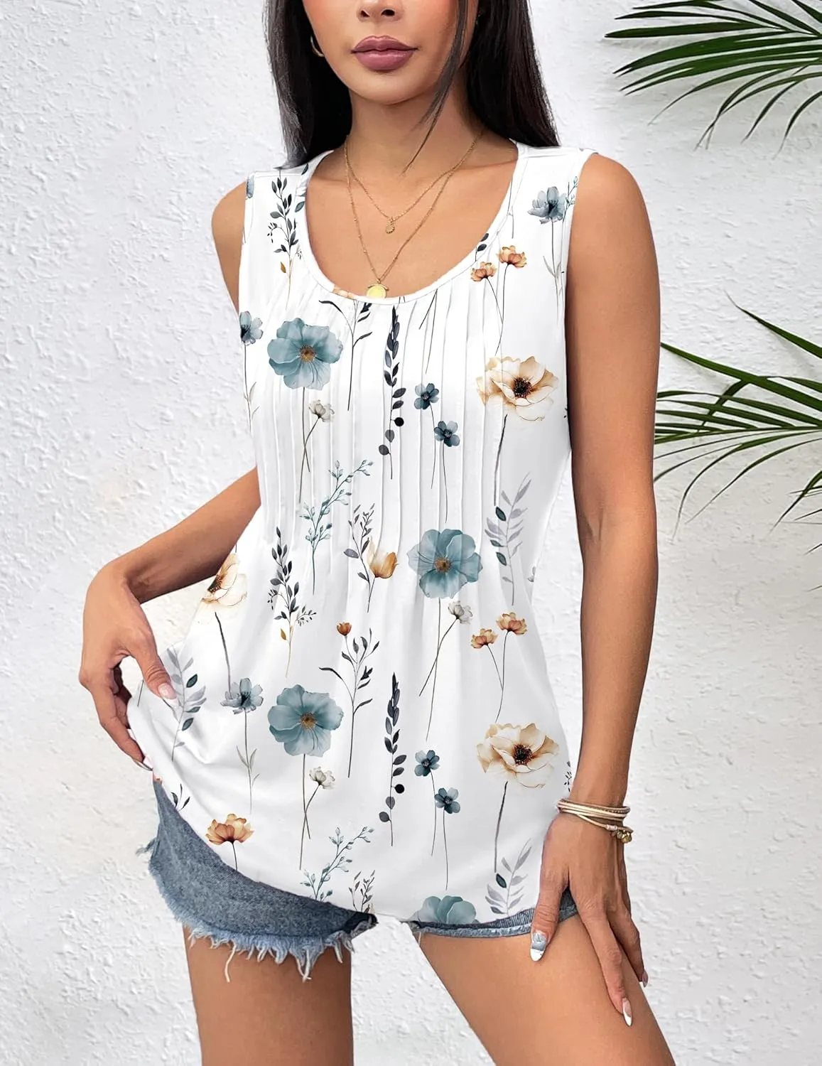 Zeagoo Women's Summer Tank Tops 2025 Pleated Crew Neck Floral Solid Loose Fit Casual Sleeveless Flowy Boho Tunic Shirts