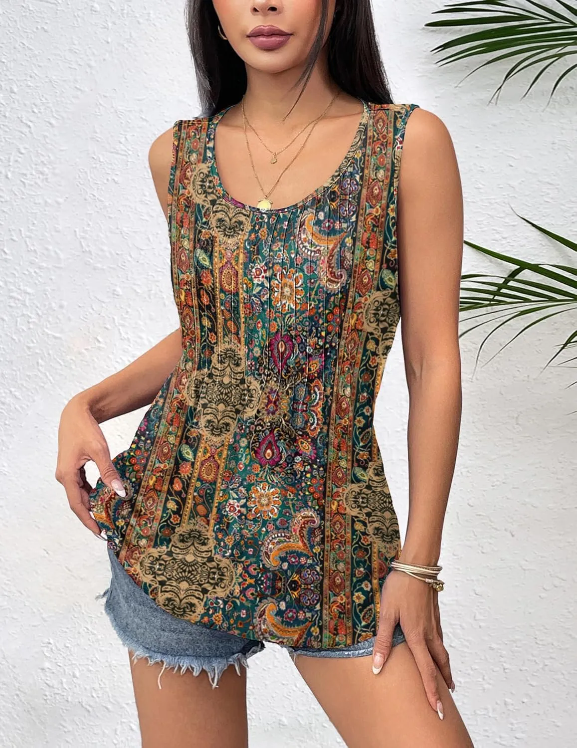 Zeagoo Women's Summer Tank Tops 2025 Pleated Crew Neck Floral Solid Loose Fit Casual Sleeveless Flowy Boho Tunic Shirts
